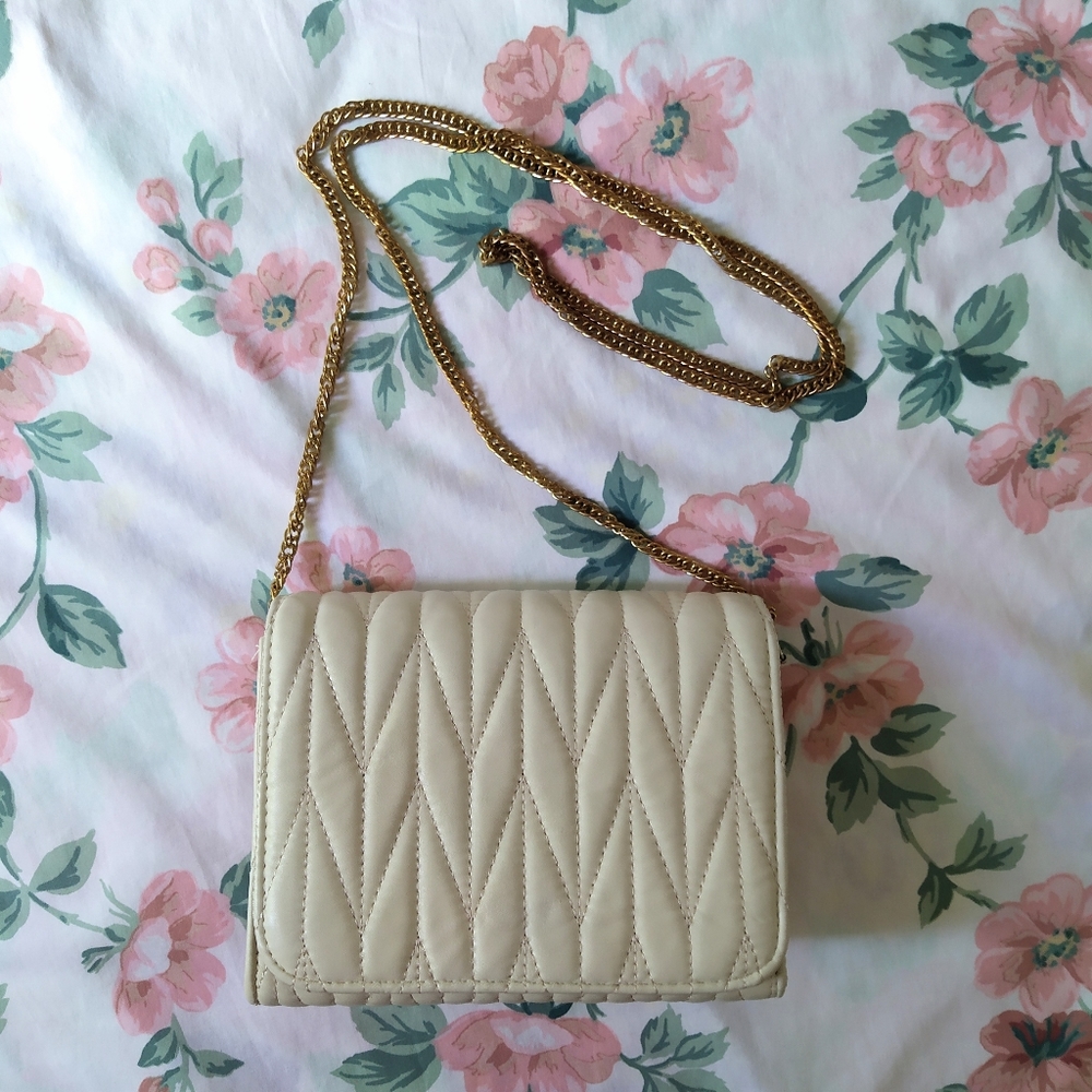 Cream Quilted Crossbody Shoulder Chain Purse Bag